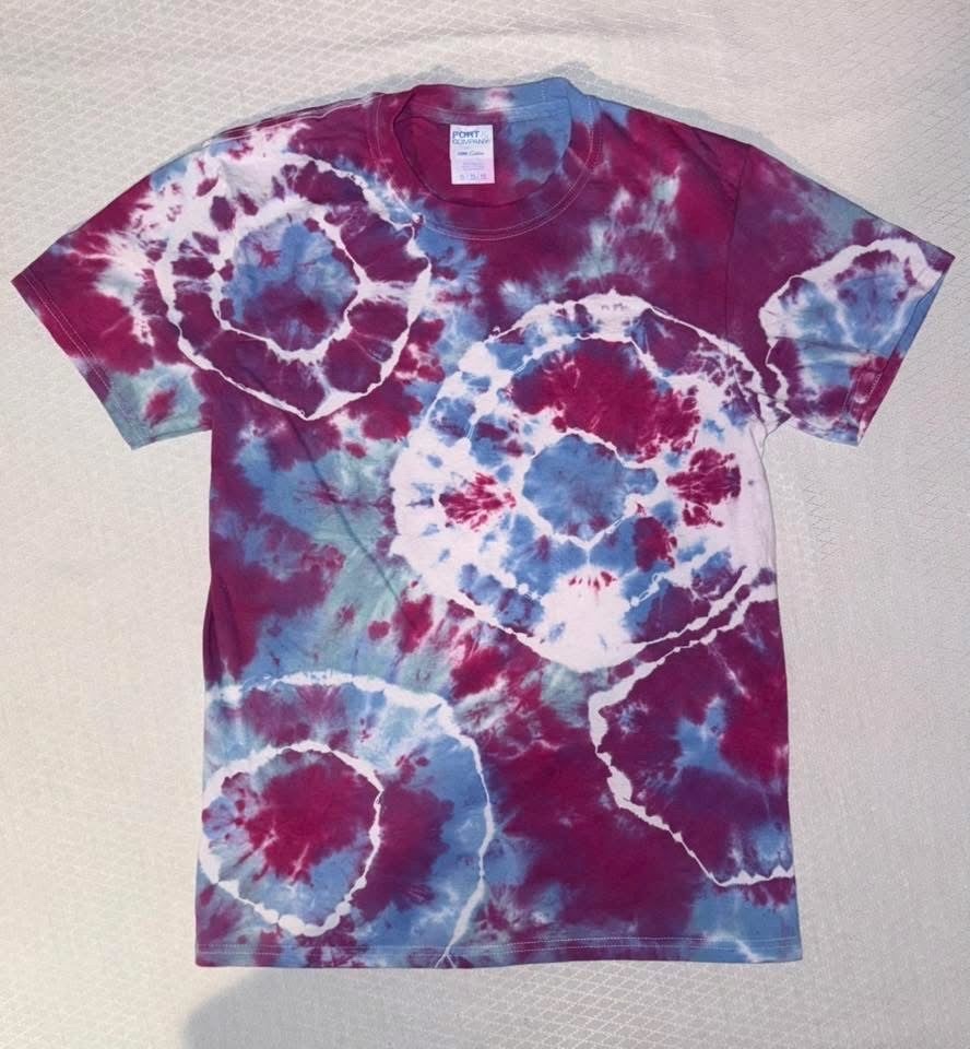 Kids tie-dye tee